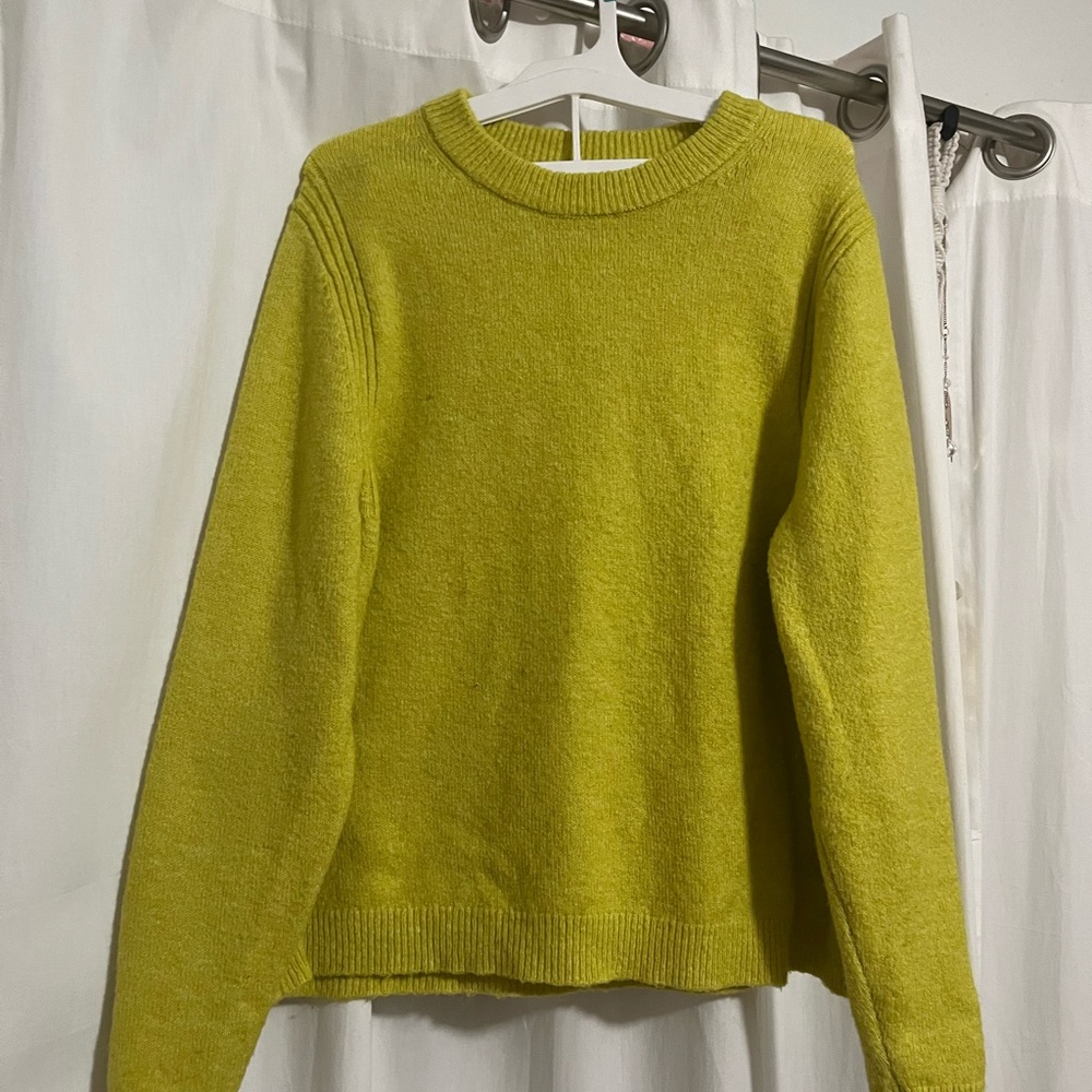 a new day Lime Yellow Crewneck Sweater L
